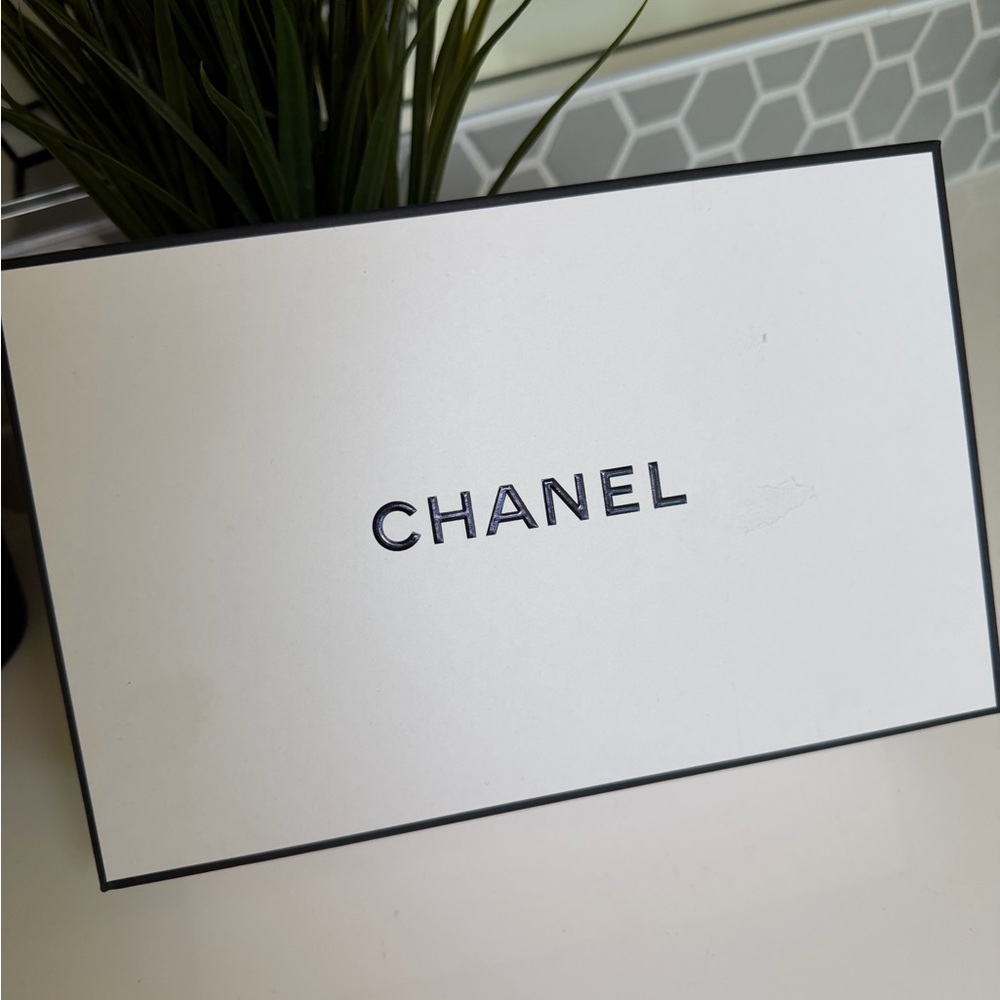 Chanel White and Black Gift Box